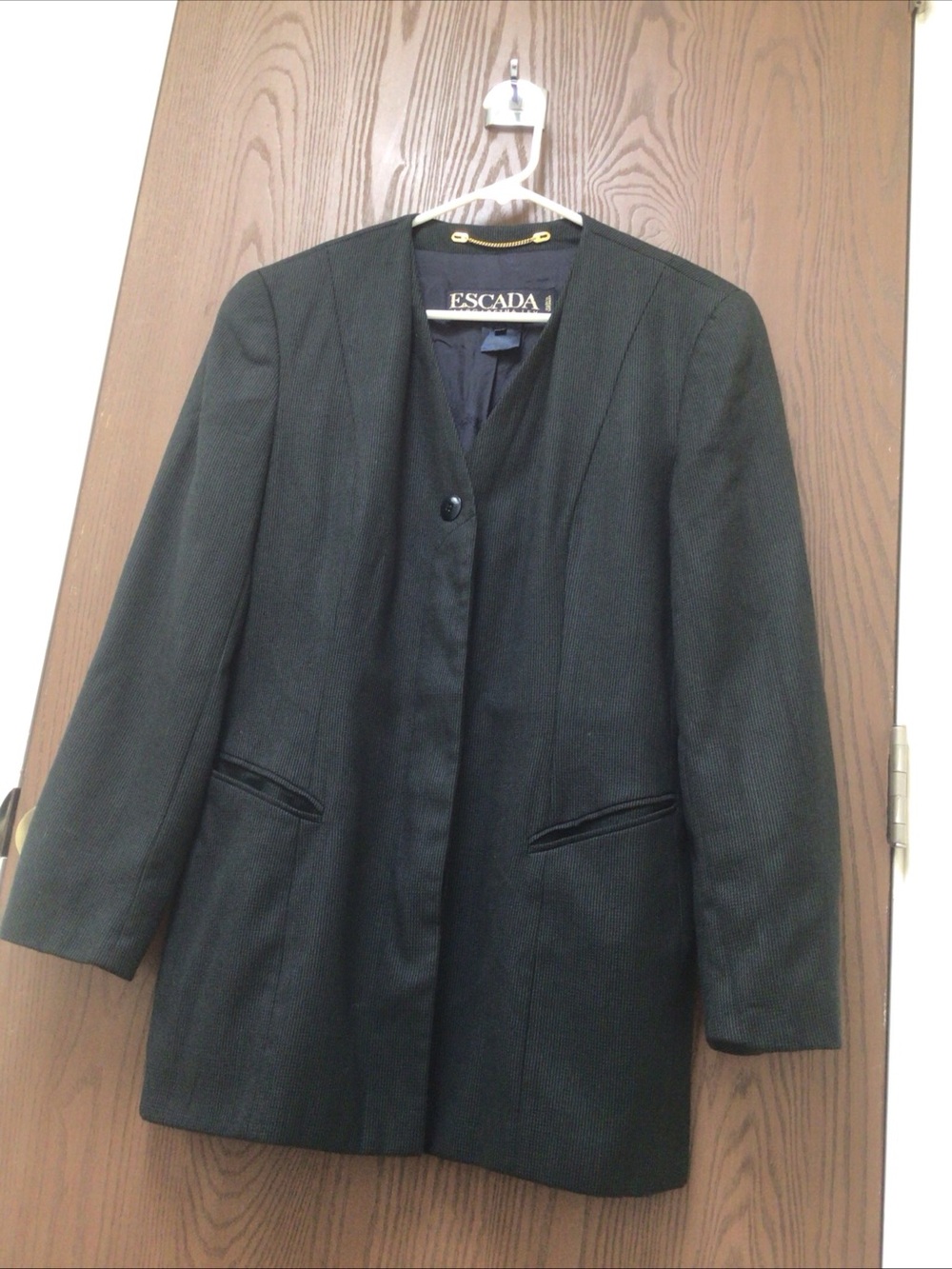 Escada Germany green blazer jacket 100% virgin wool lined, pockets, sz 40 or M